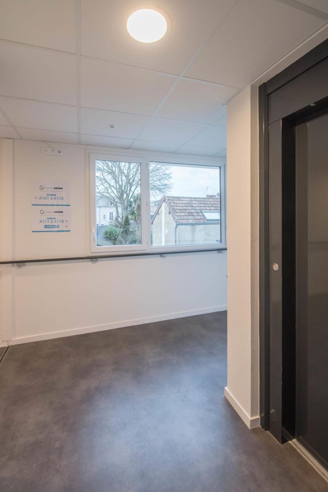 Camille - Studio Wifi Et Gare Le Mans Exterior foto